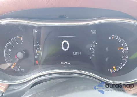 2015 Jeep Grand Cherokee Summit из США, поврежденный, VIN 1C4RJFJG7FC955131